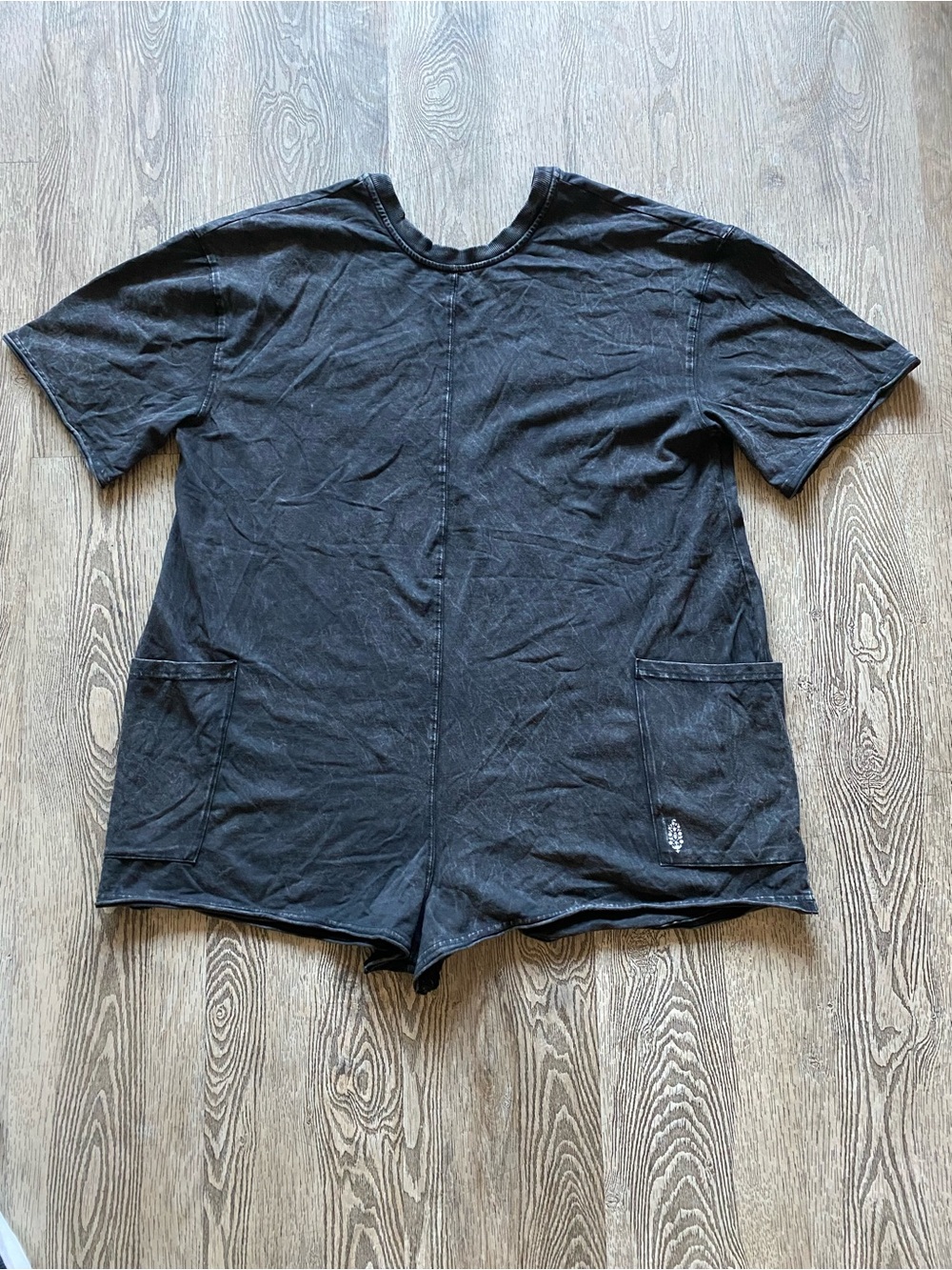 Free People Washed Black Tee Romper NWOT - Picture 6 of 10
